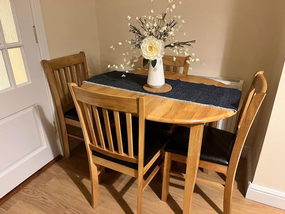 18 The Mullins Apartment Donegal Town ภายนอก รูปภาพ
